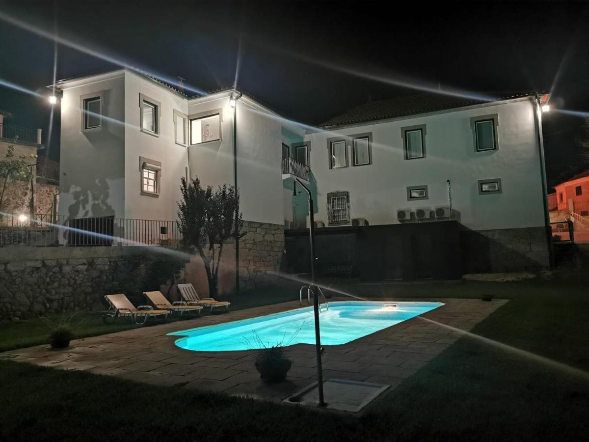 Desassossego Suites Monção Esterno foto